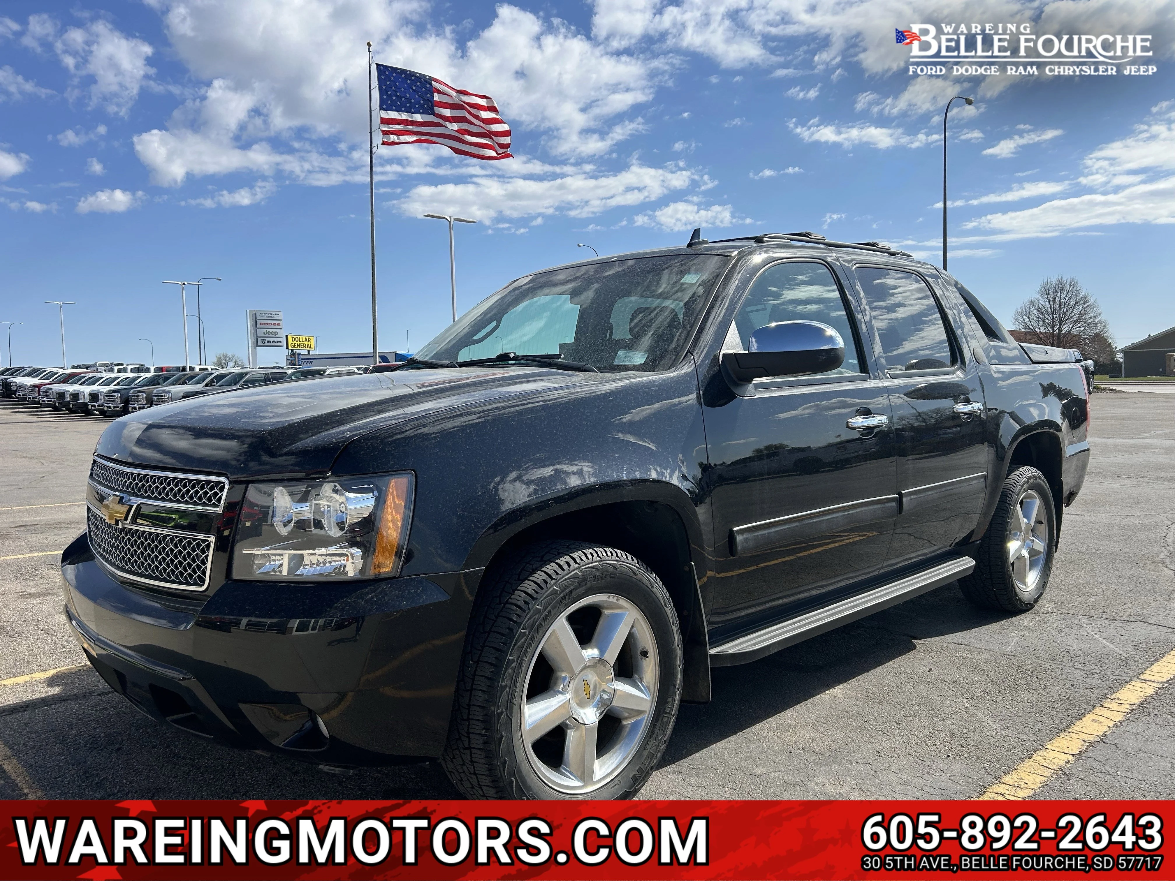 2013 Chevrolet Avalanche 4WD Avalanche LT's photo