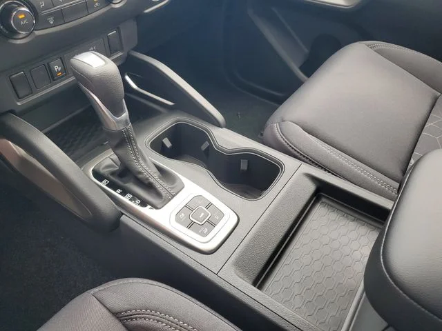 2026 Nissan Frontier SV - Photo 8