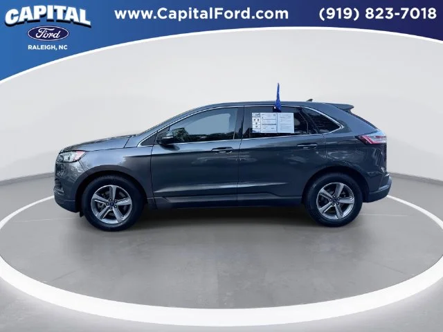 Used 2020 Gray Ford SEL image 5