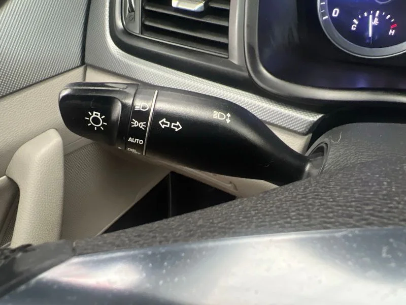 Used 2018 Blue Hyundai SEL+ image 20