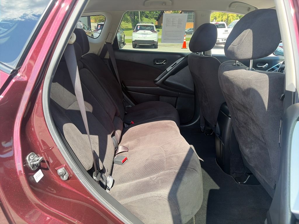 Used 2014 Midnight Nissan SV image 41