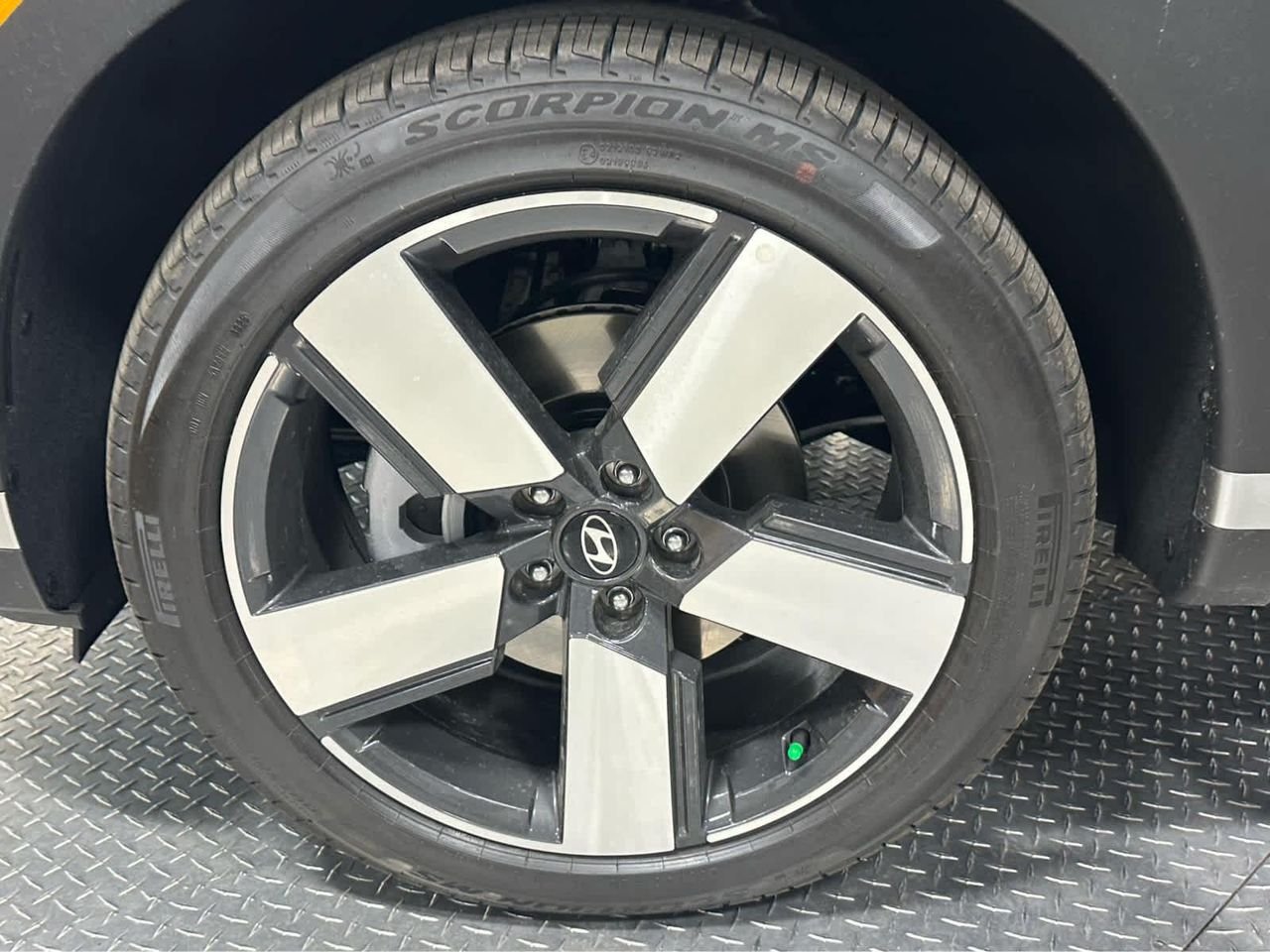 New 2026 Ecotronic Gray Hyundai Limited AWD image 13