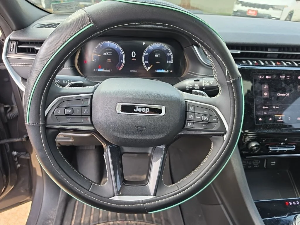 Used 2023 Gray Jeep Altitude X image 21