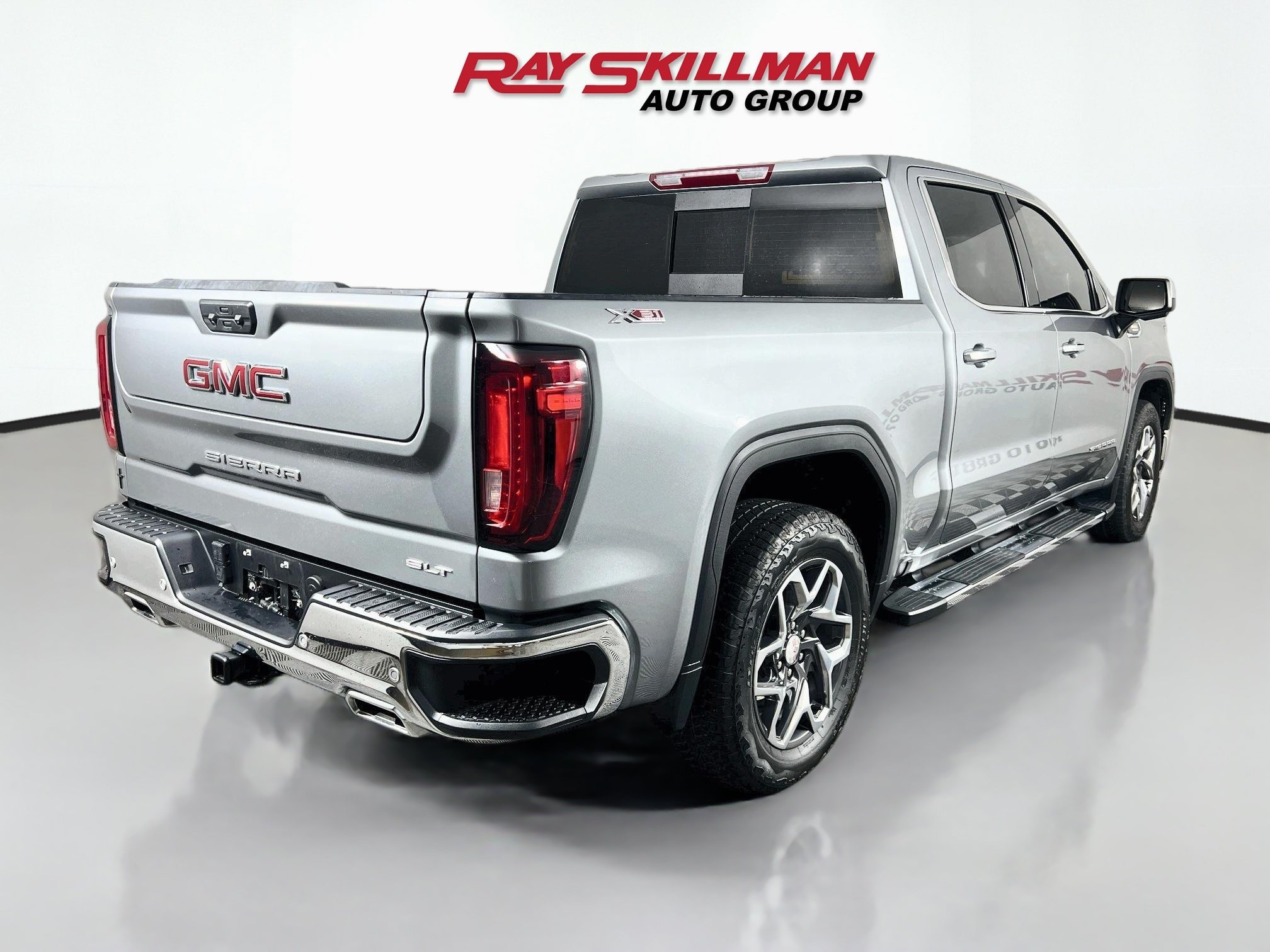 2024 GMC Sierra 1500 SLT - Photo 6
