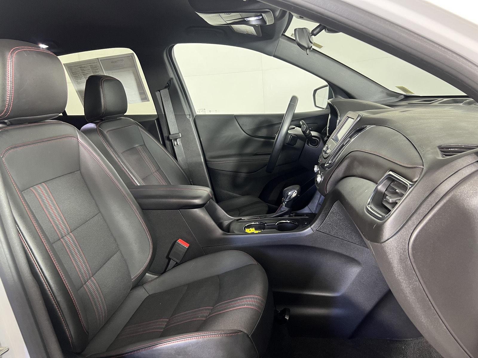 Used 2024 Iridescent Pearl Tricoat Chevrolet RS image 31