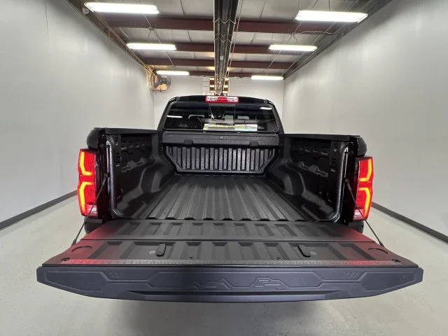 New 2026 Black Chevrolet Z71 image 27