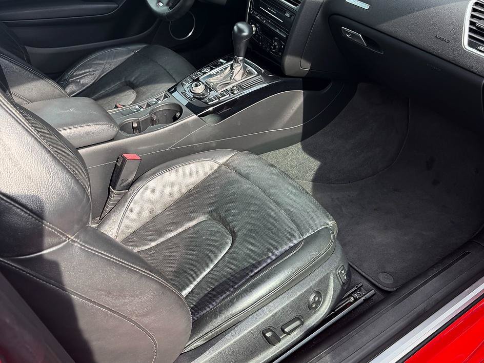 Used 2011 Brilliant Red Audi Prestige image 15