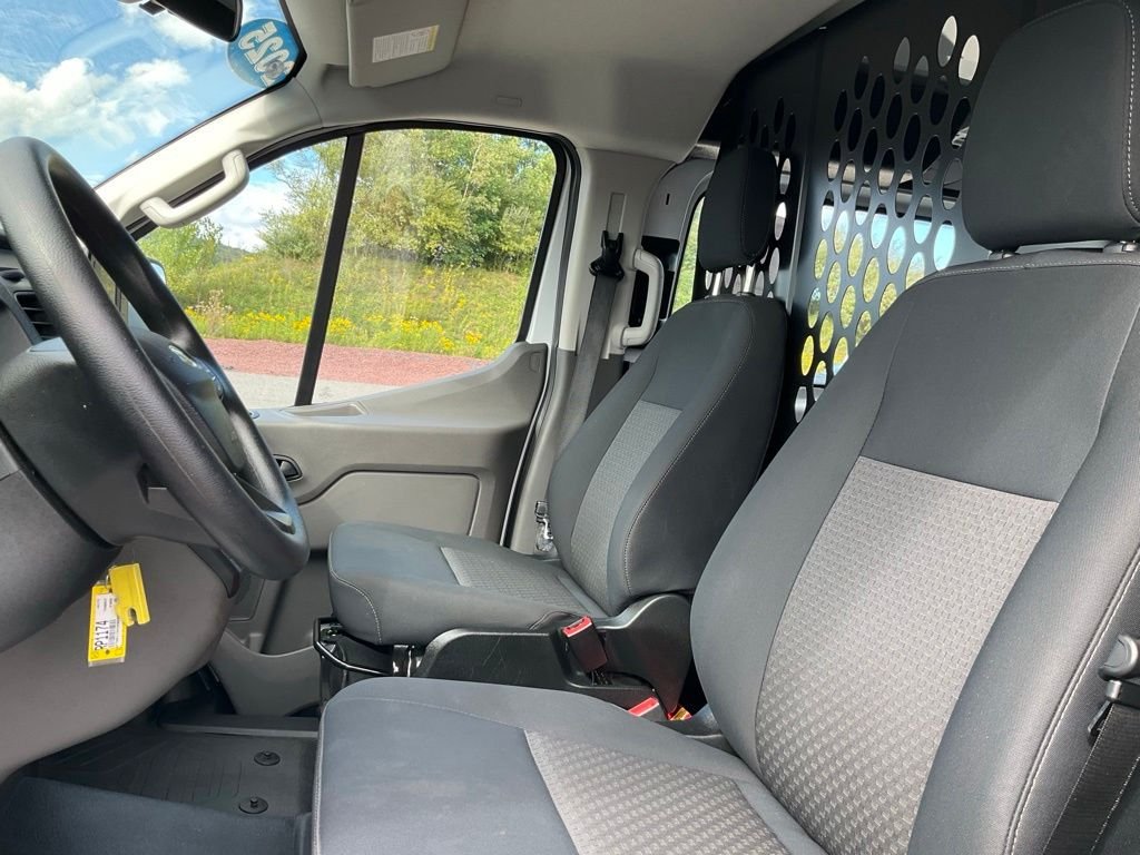 Certified Used 2025 Oxford White Ford Base image 13