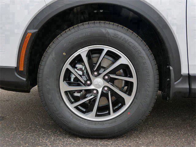 New 2026 White Diamond Mitsubishi ES image 3