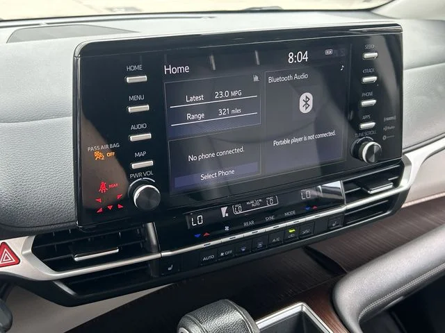 Used 2021 Predawn Gray Mica Toyota XLE image 29