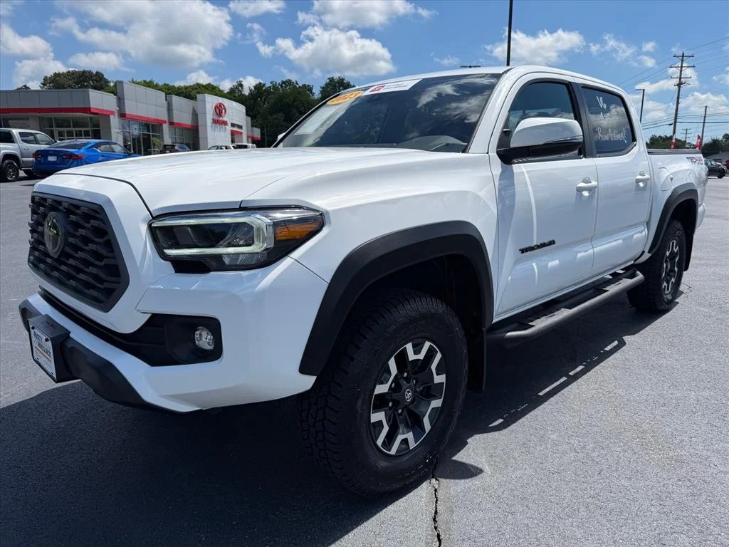 Certified Used 2023 Ice Toyota TRD Off-Road V6 image 4