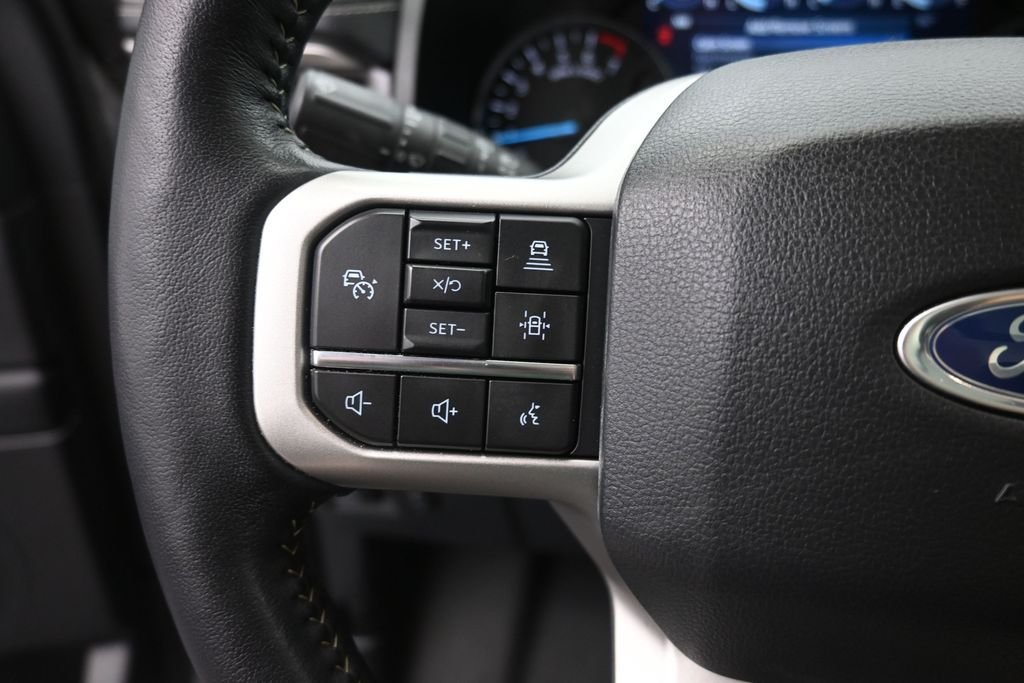 Used 2022 Silver Ford XLT image 6