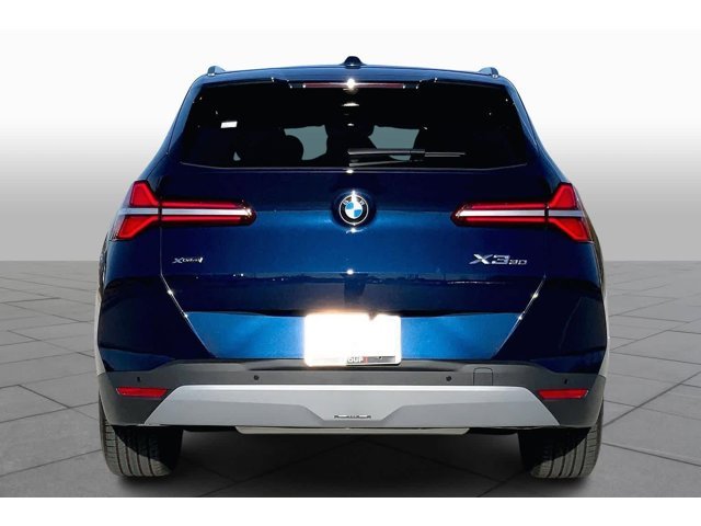 New 2026 Tanzanite Blue II Metallic BMW 30 xDrive image 4