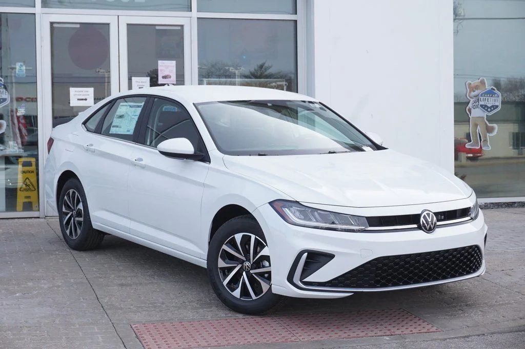 New 2026 White Volkswagen 1.5T S image 3