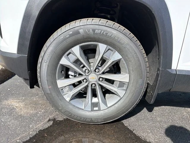 New 2026 Summit White Chevrolet LT image 12