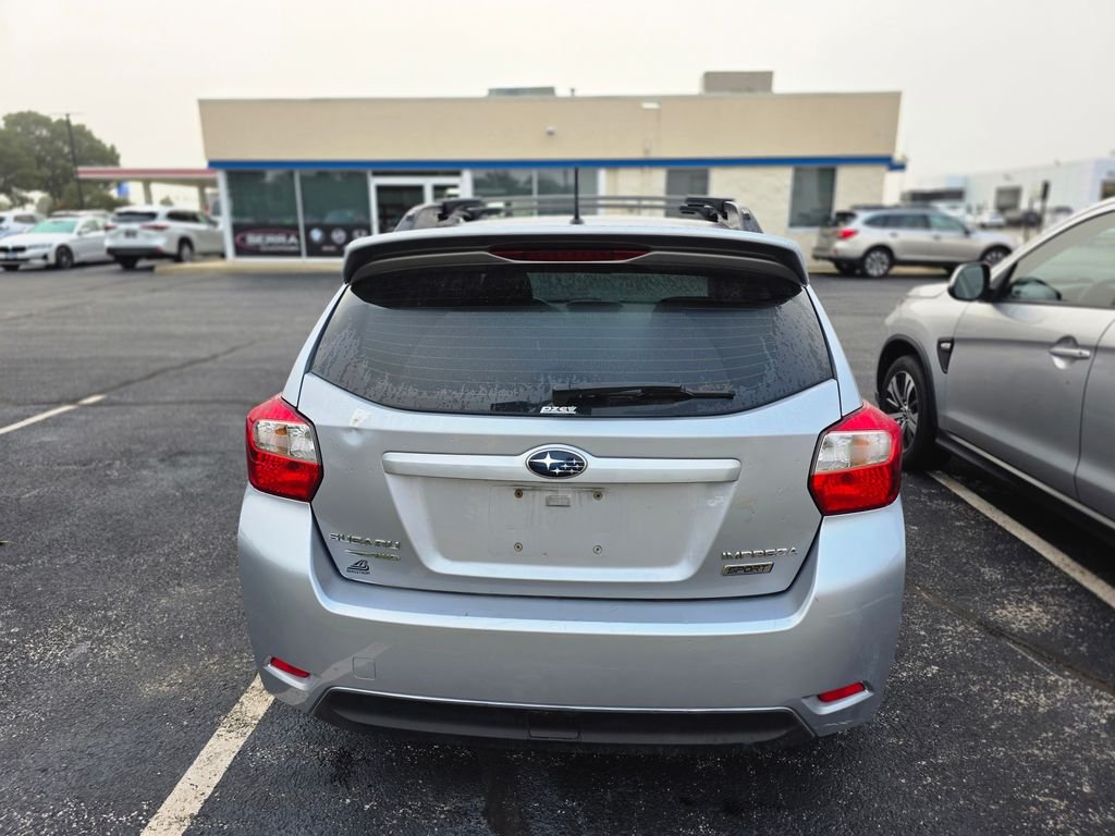 Used 2014 Ice Silver Metallic Subaru 2.0i Sport Premium image 3