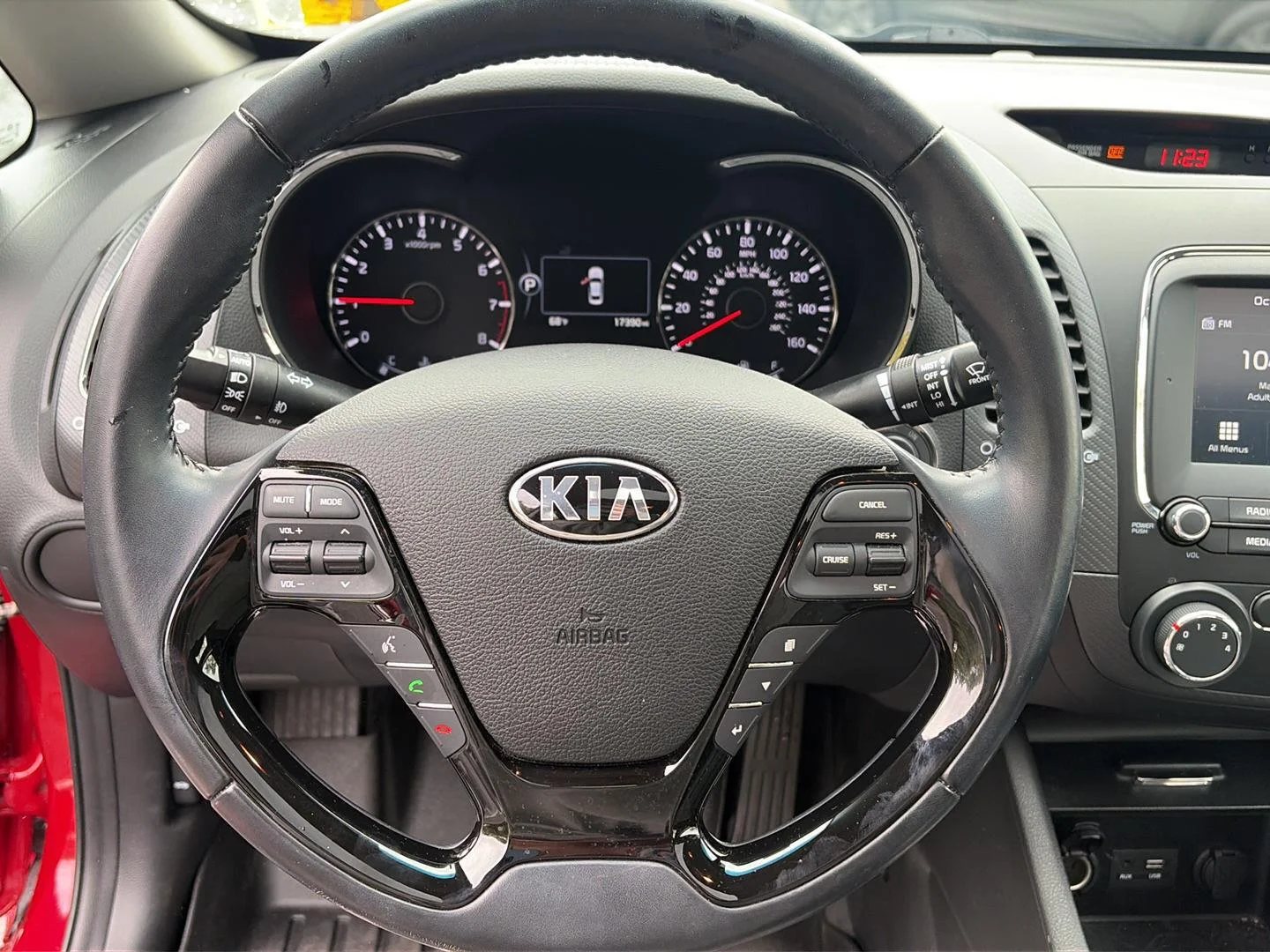 Used 2018 Currant Red Kia S image 5