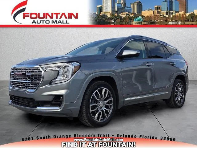 2023 GMC Terrain Denali AWD's photo