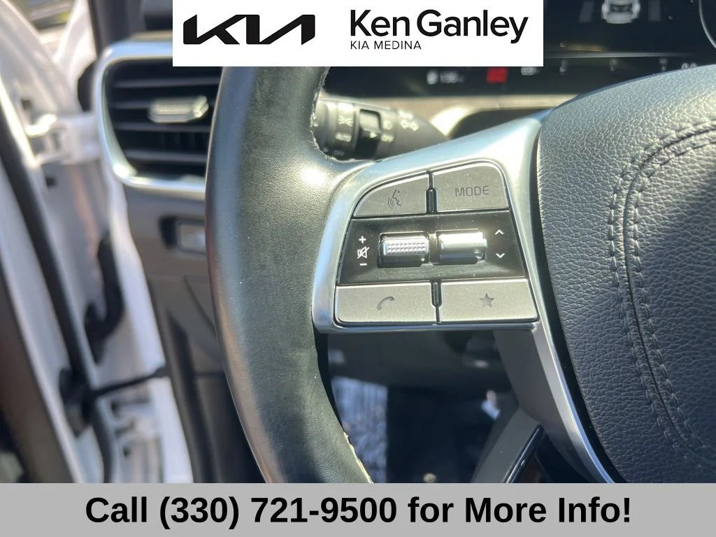 Certified Used 2024 White Kia SX image 31