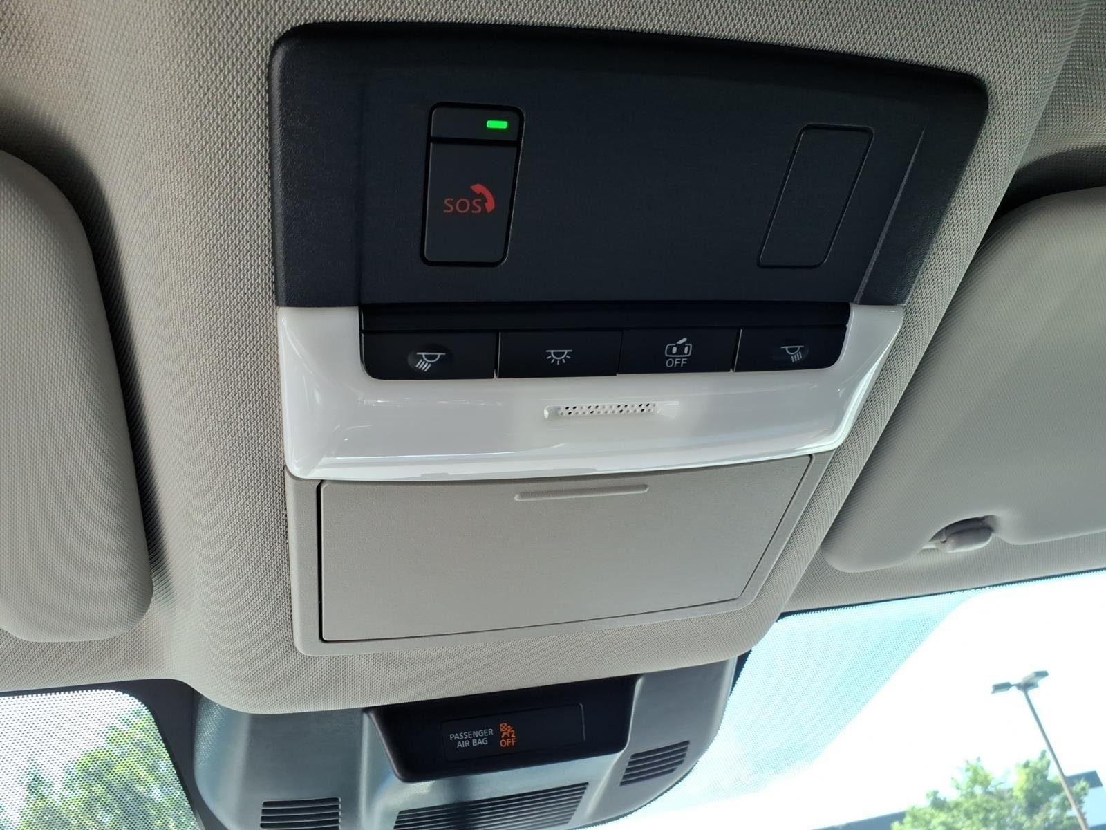 Used 2023  NISSAN SV image 30