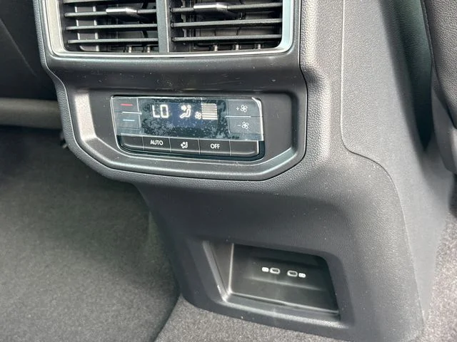 New 2026 Opal White Pearl Volkswagen 2.0T SE image 24