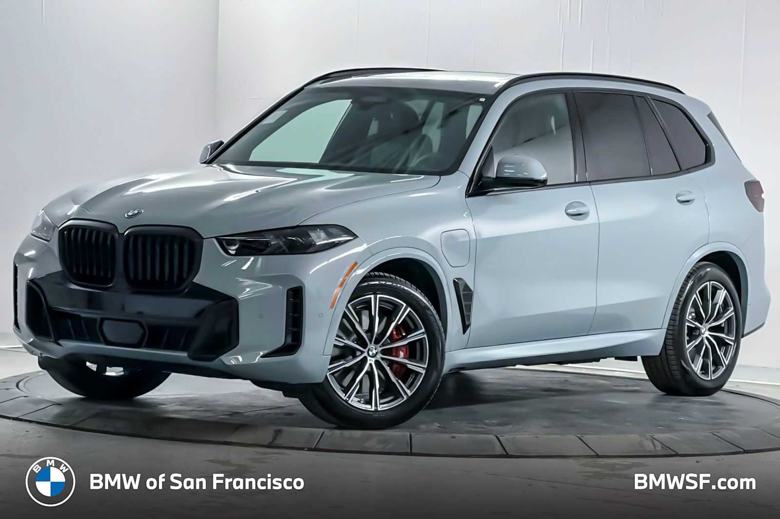 2026 BMW X5 xDrive50e's photo