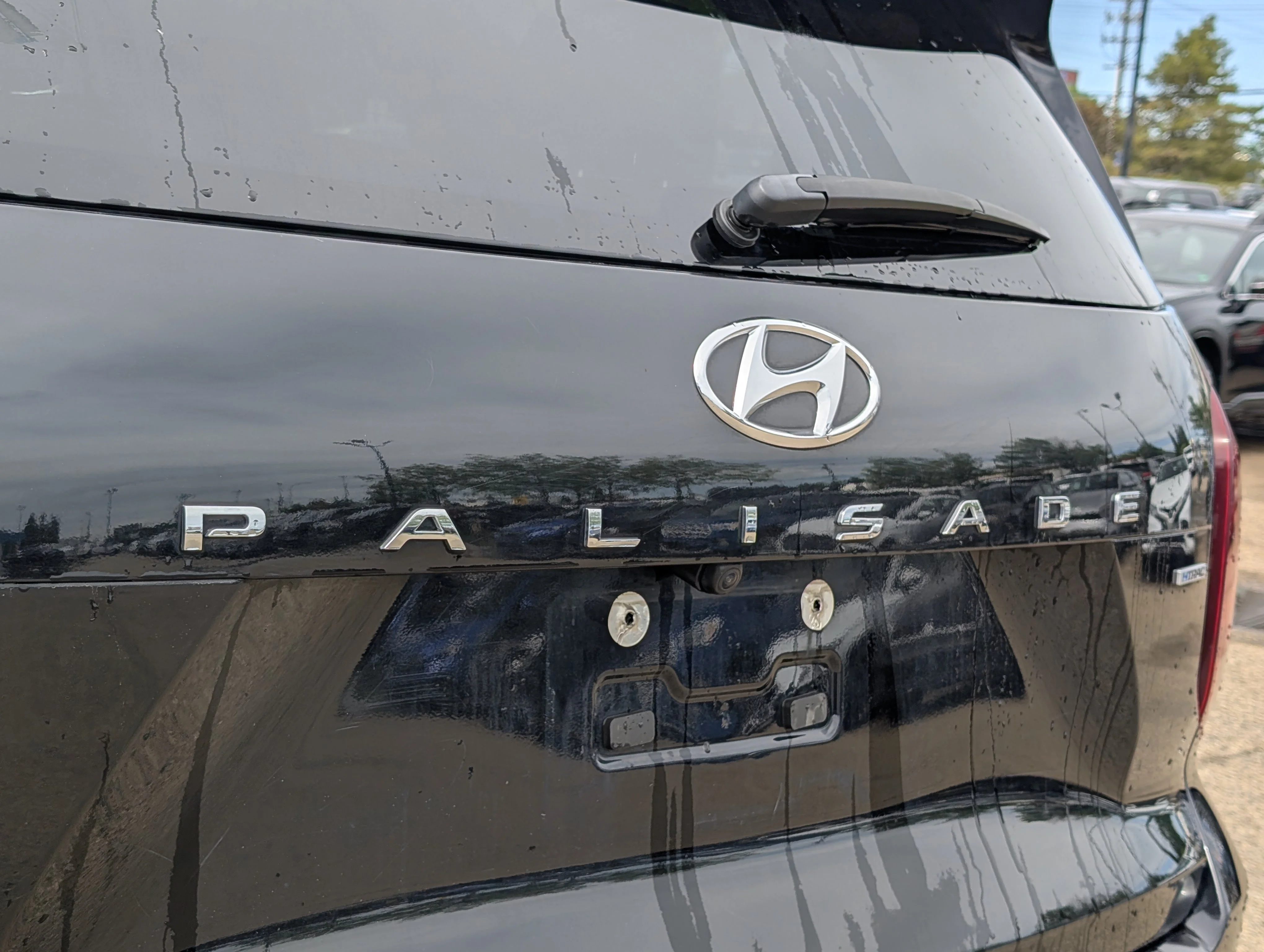 Used 2024 Abyss Black Hyundai Urban image 14