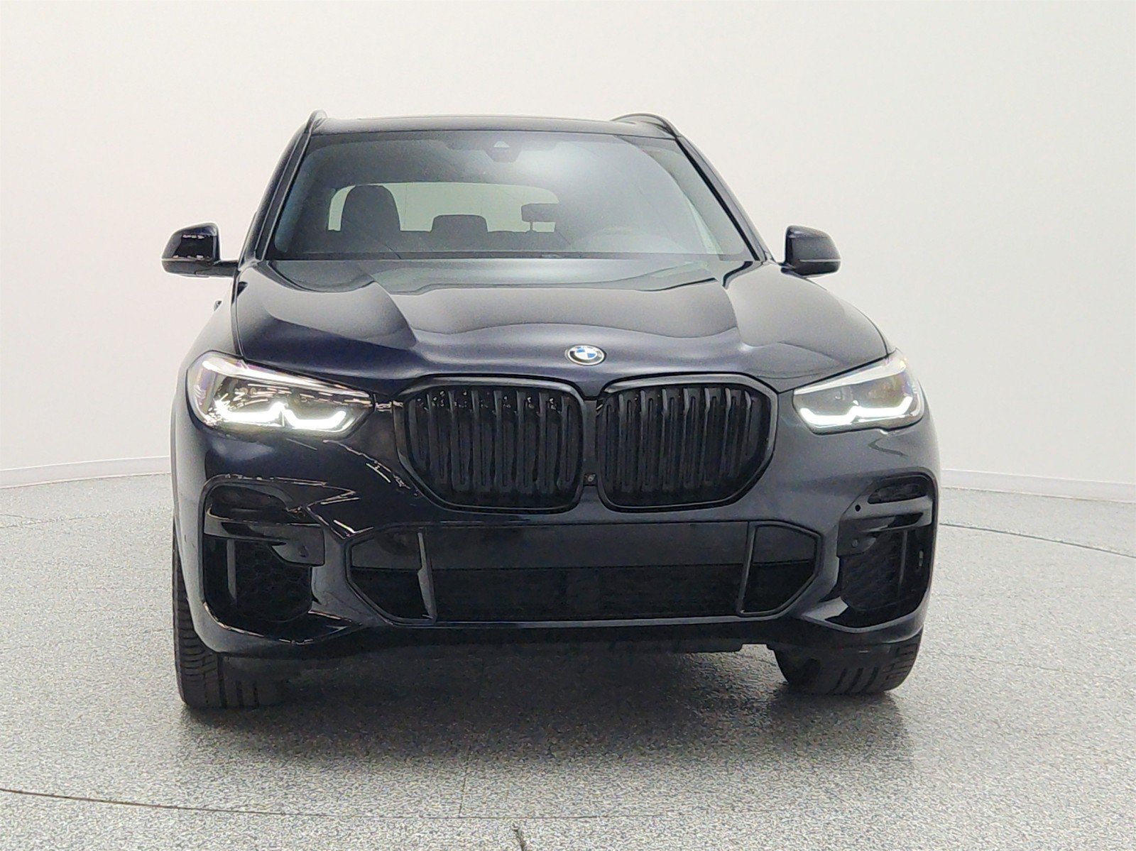 Used 2023 Carbon Black Metallic BMW sDrive40i Sports Activity Vehicle image 2