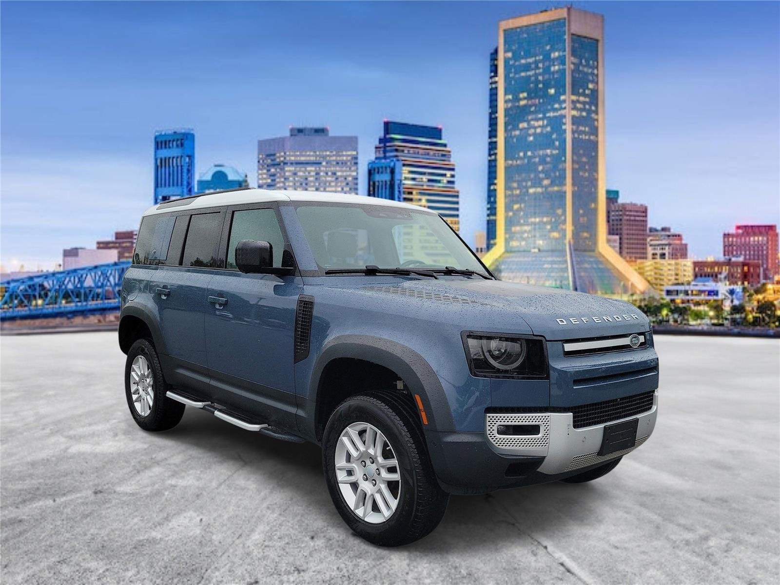 Used 2020 Fuji White Land Rover HSE image 4