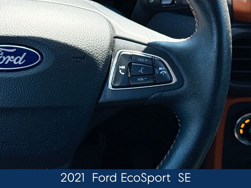 Used 2021 Blue Ford SE image 28
