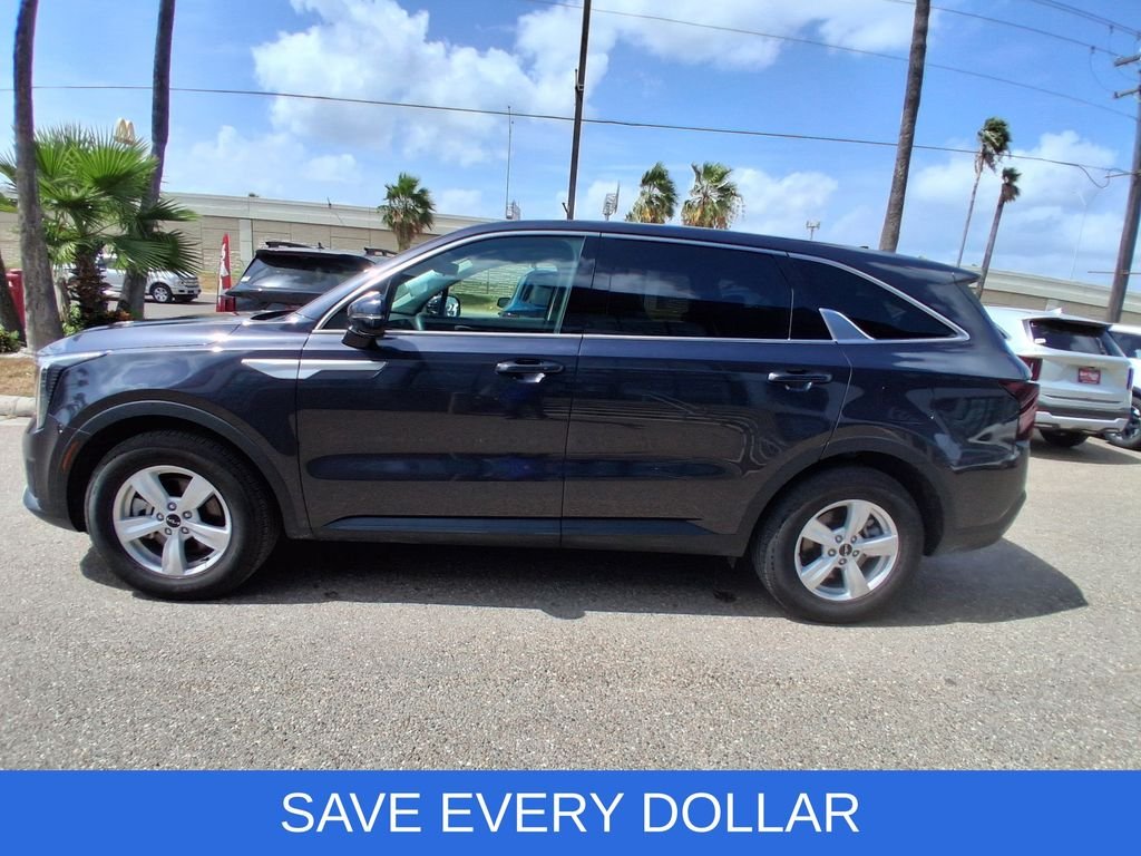 Used 2026  Kia LX image 4