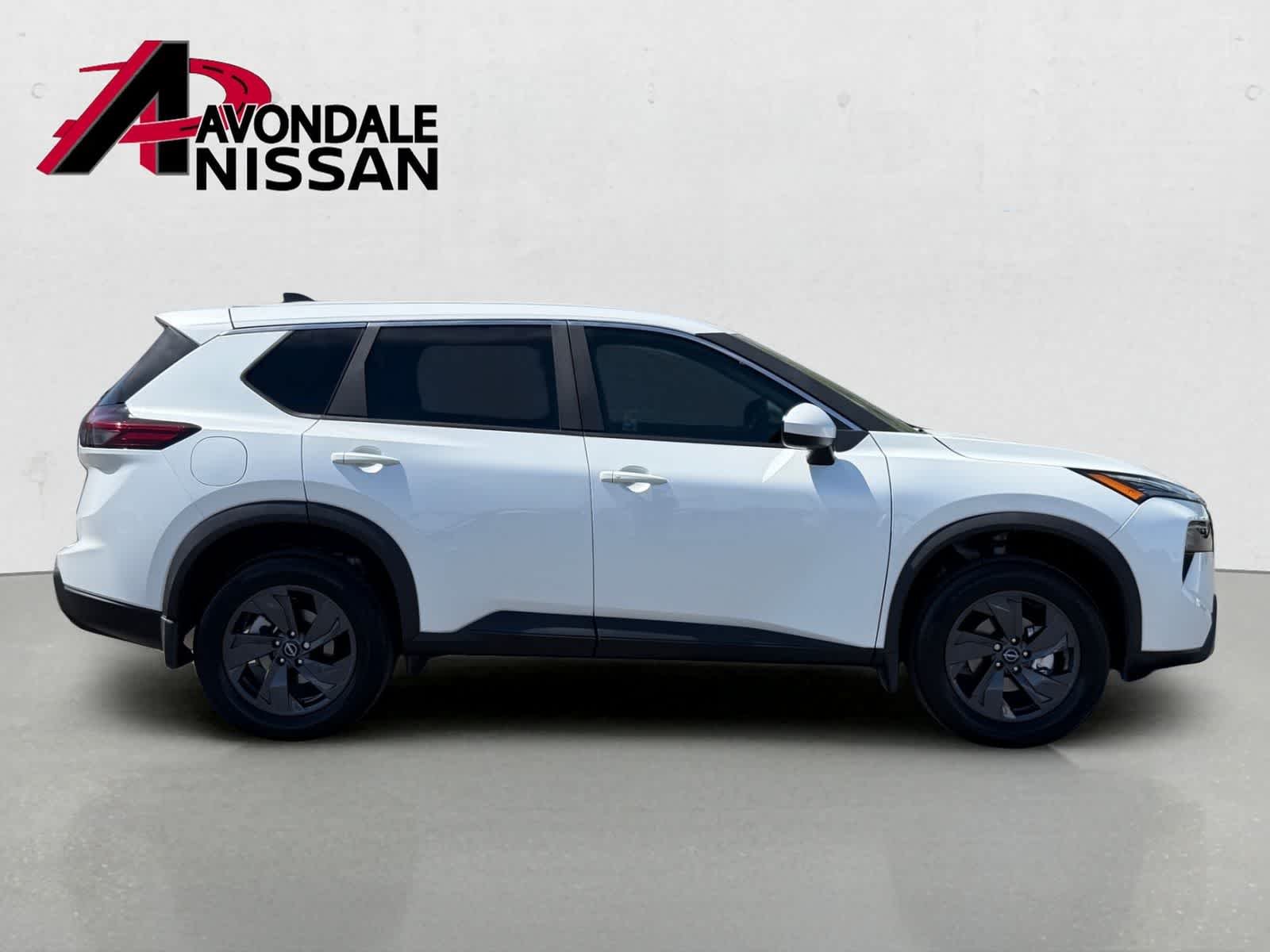 New 2026 Everest White Pearl Tricoat Nissan SV image 7