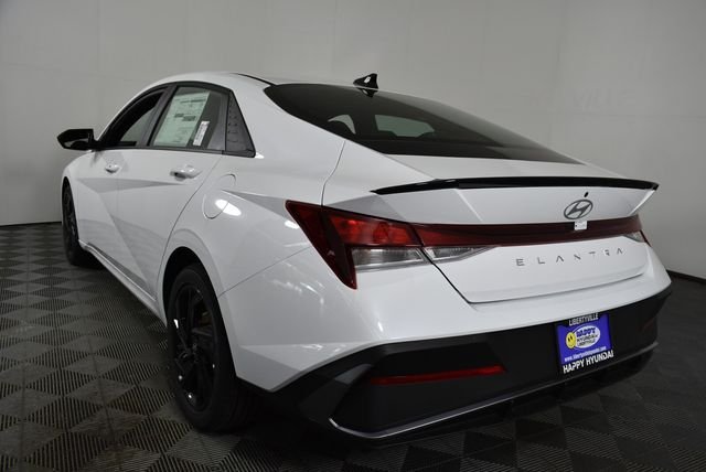 New 2026 White Hyundai SEL Sport image 4