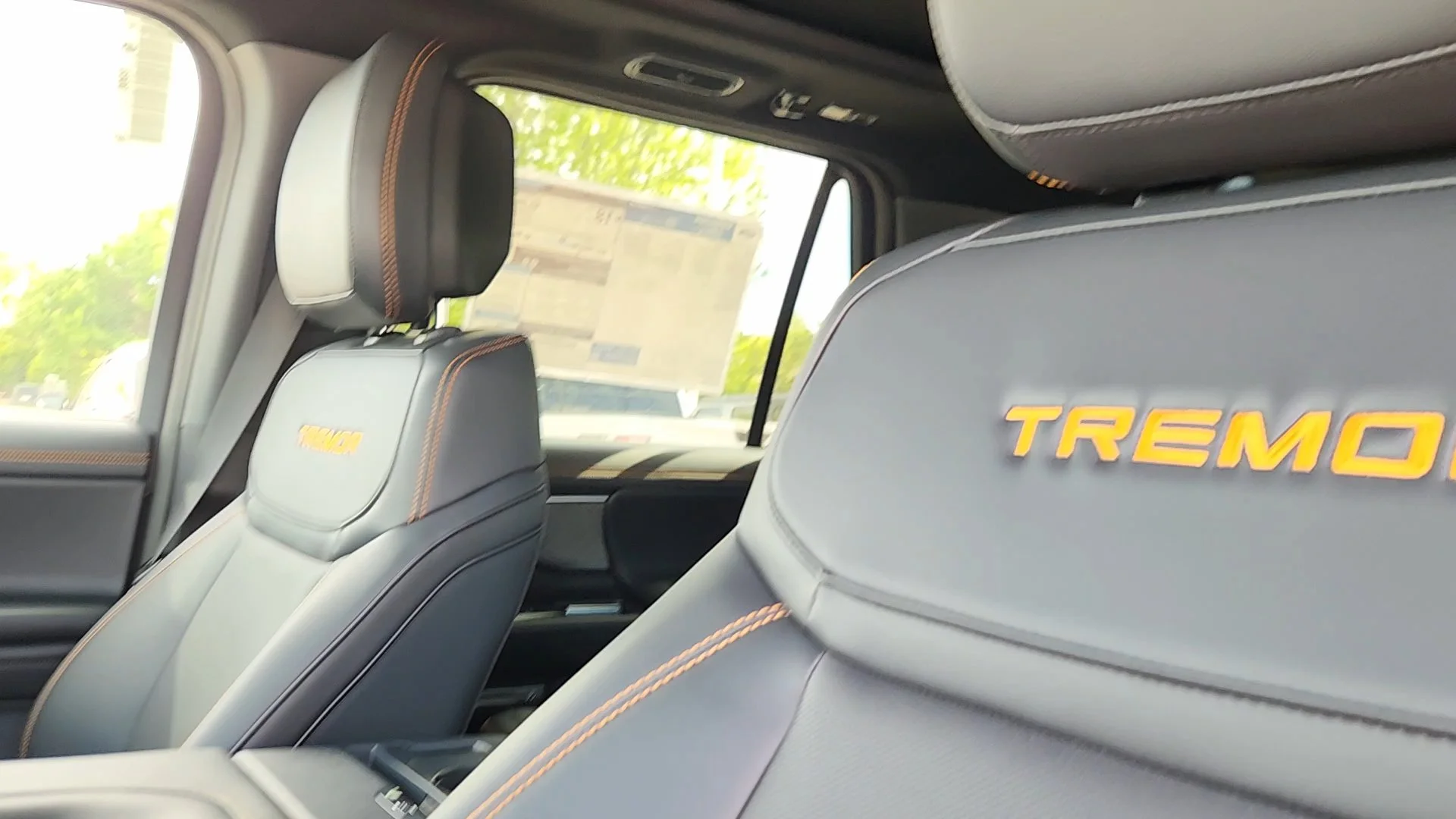 New 2026 Glacier Gray Metallic Tri-Coat Ford Tremor image 32
