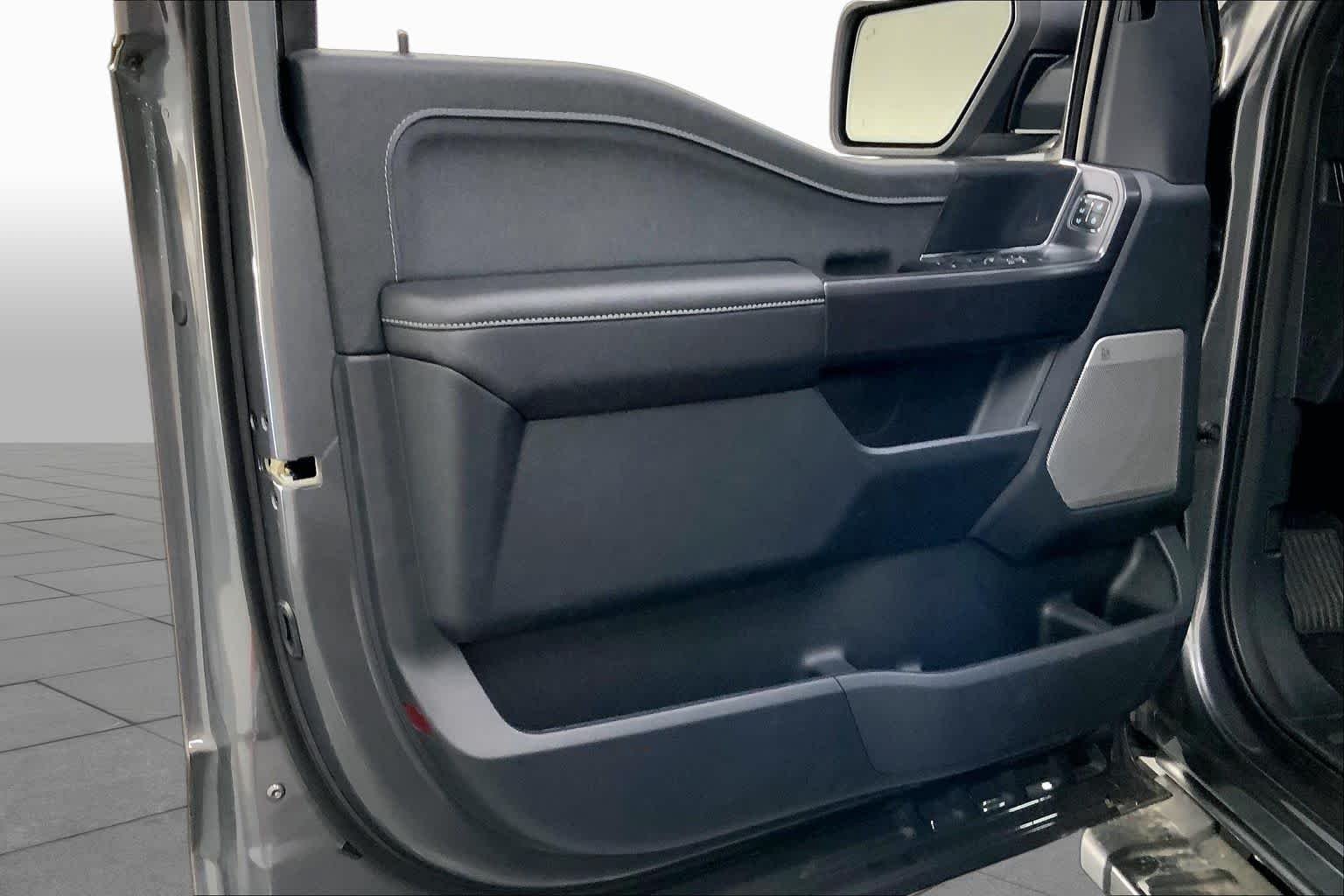 New 2026 Carbonized Gray Metallic Ford Lariat® image 9