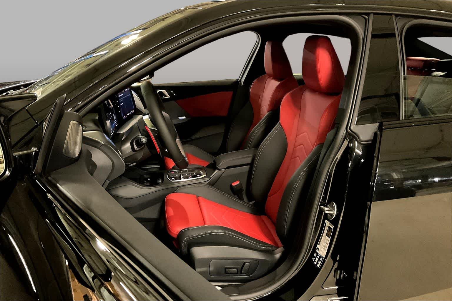 2025 BMW 2 Series M235 - Photo 6