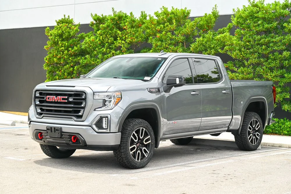 2022 GMC Sierra 4WD Crew Cab Short Box AT4's photo