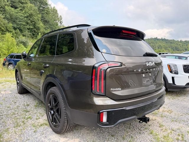 Used 2024 Green Kia EX X-Line image 18