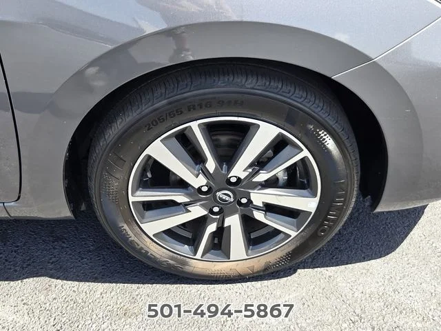 2025 Nissan Versa Sedan SV - Photo 16