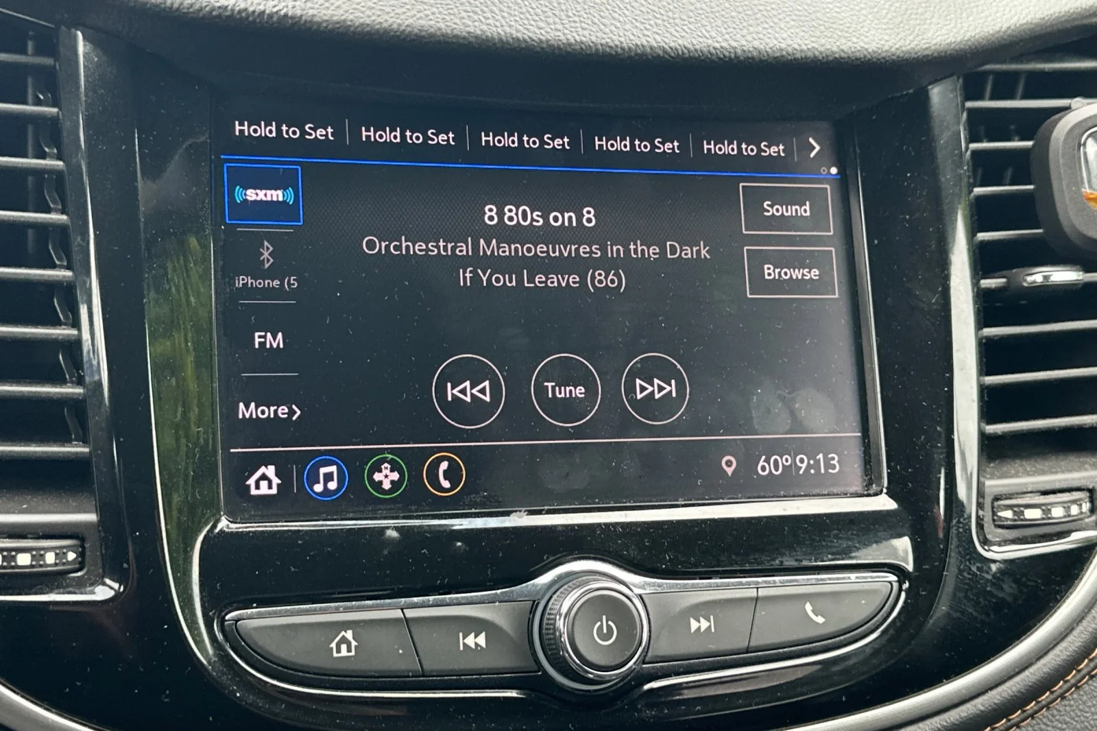 Used 2020 Summit White Chevrolet LT image 18