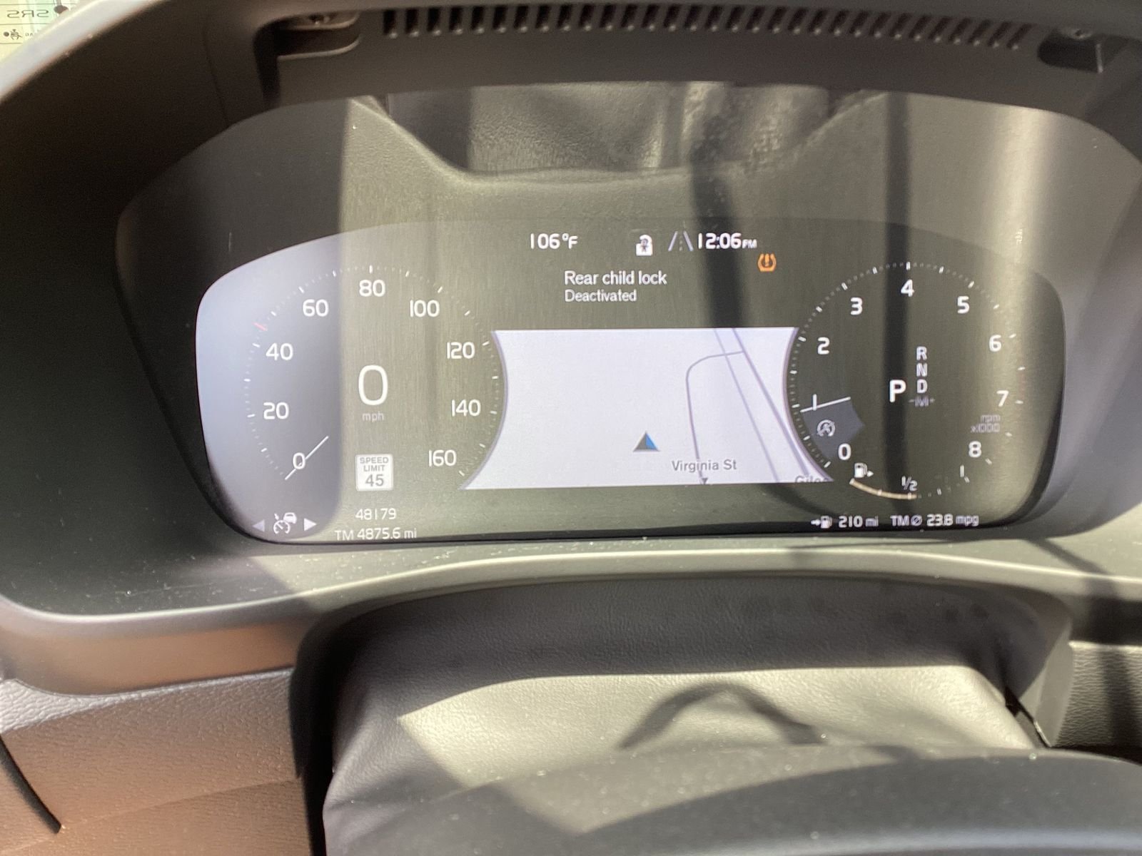 2020 Volvo XC40 R-Design - Photo 3