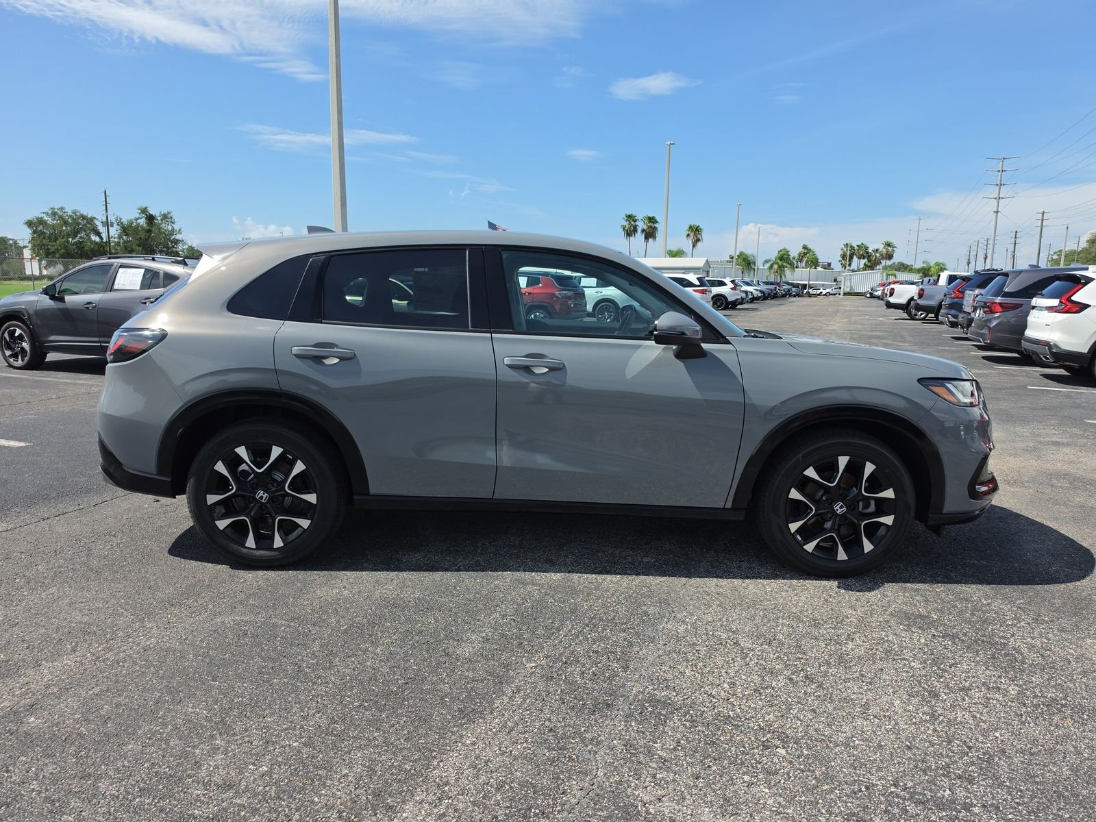 New 2027 Urban Gray Pearl Honda EX-L image 3