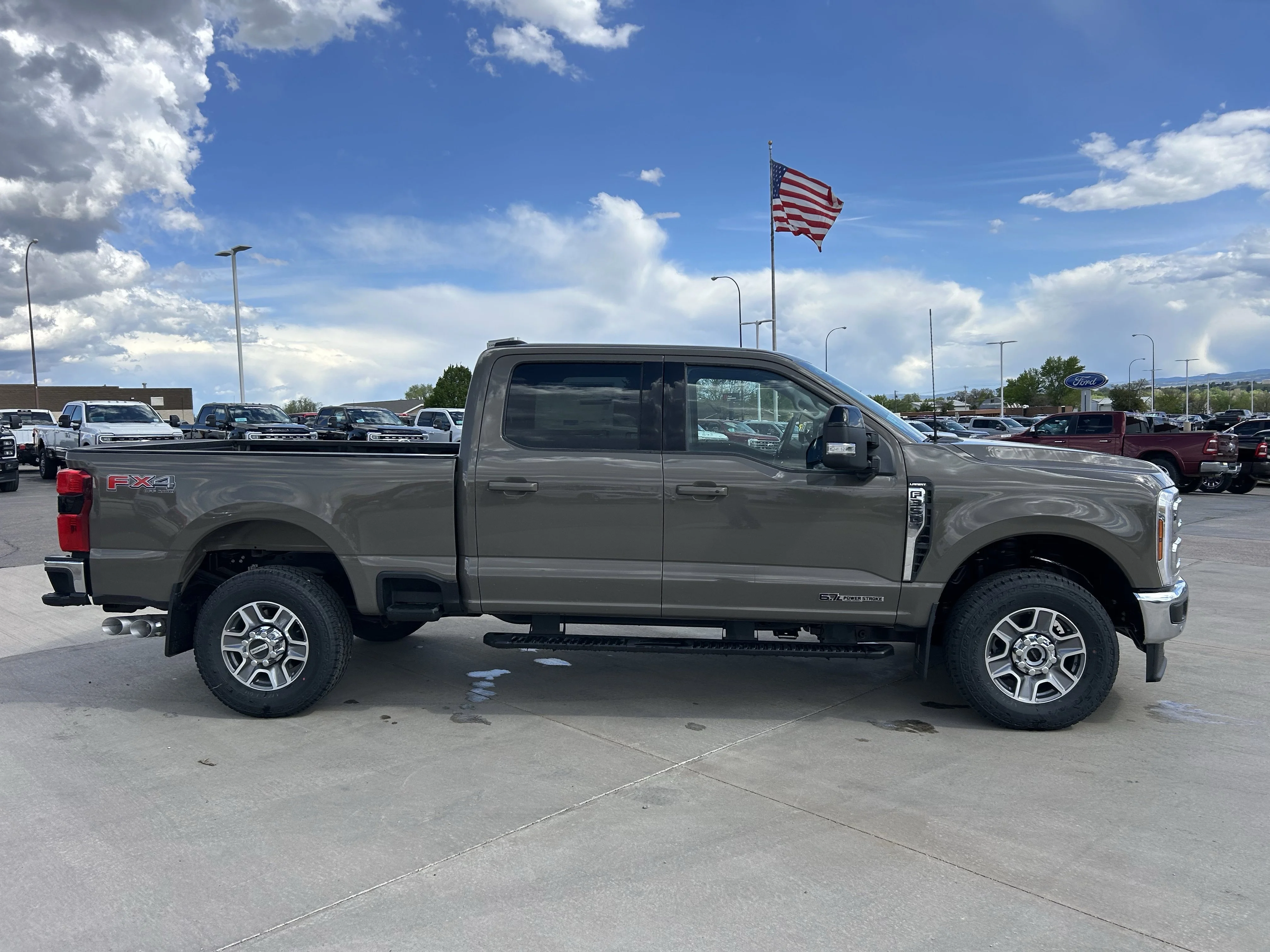 New 2026 Marsh Gray Ford LARIAT image 2