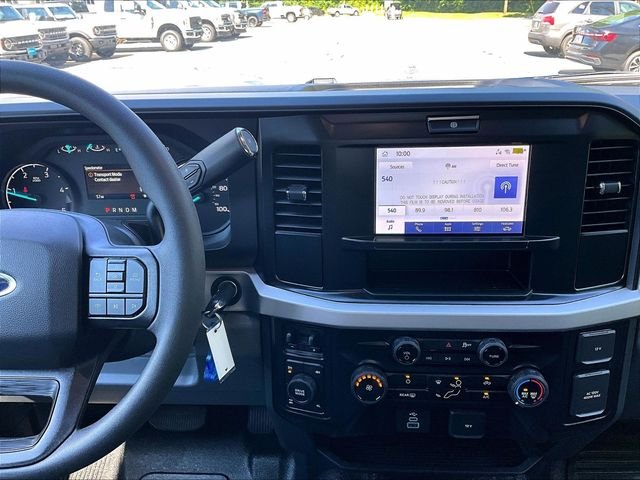 2026 Ford F-350SD — photo 8