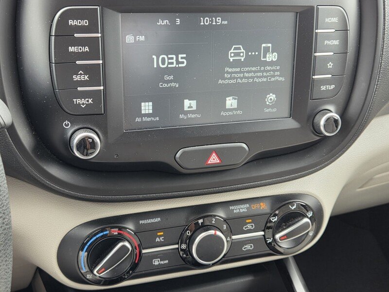 Certified Used 2020 Snow White Pearl KIA S IVT image 24