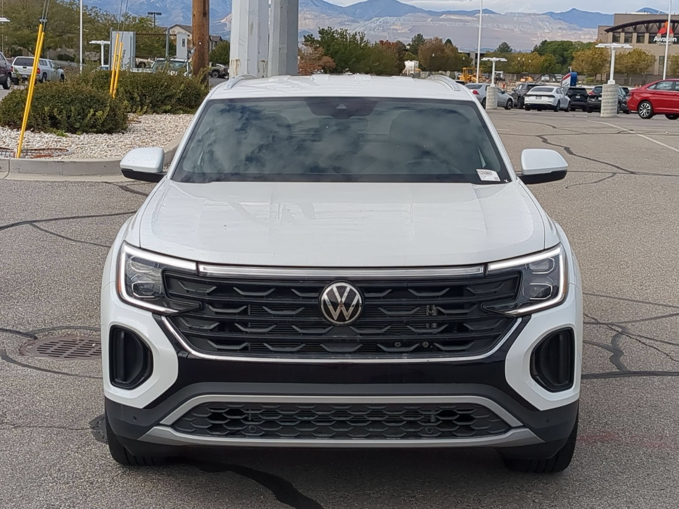 New 2026 Opal White Pearl Volkswagen 2.0T SE w/Technology image 9