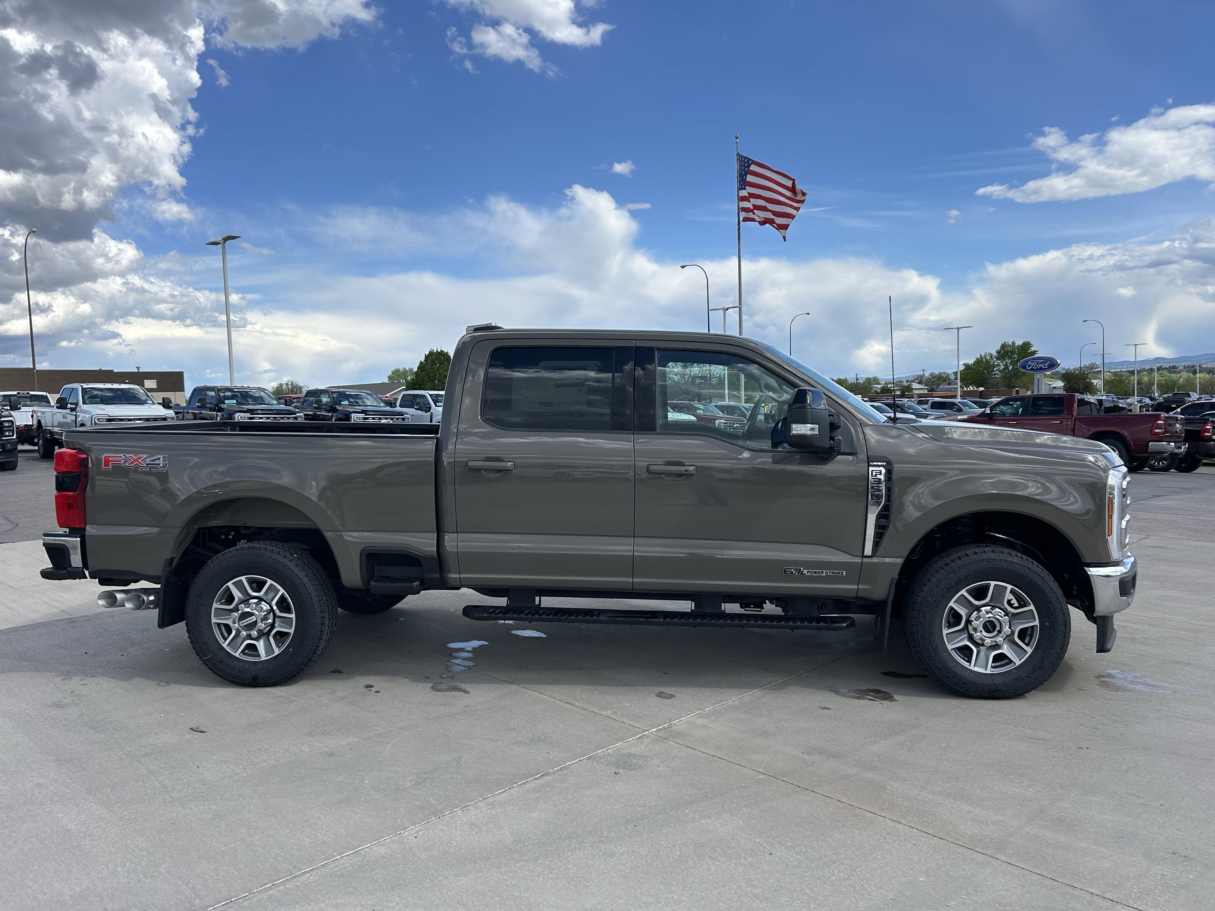 New 2026 Marsh Gray Ford LARIAT image 2