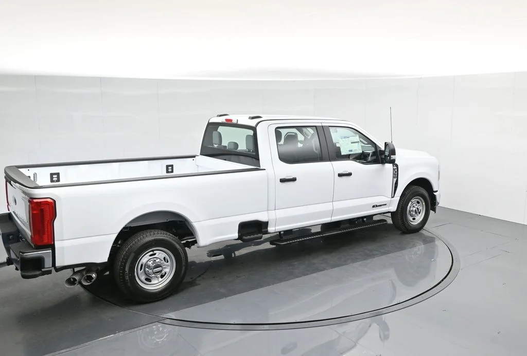 New 2026 White Ford XL image 42