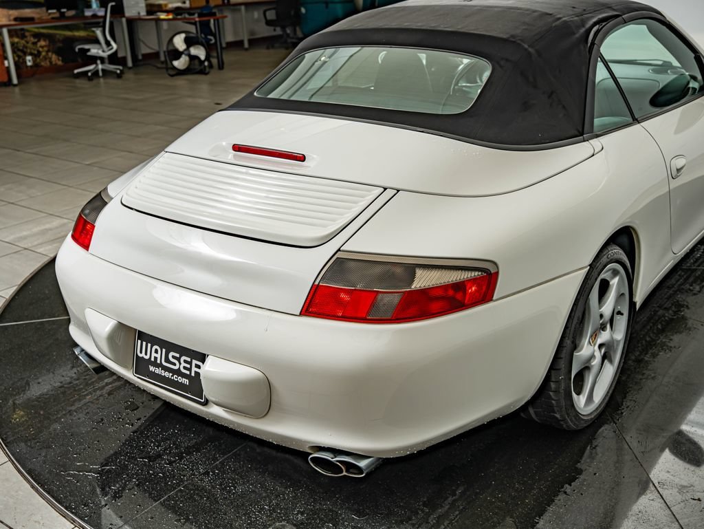 Used 2003 Carrara White Porsche Carrera image 21