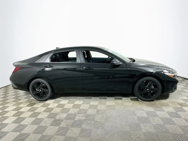 New 2026 Black Hyundai SEL Sport image 2